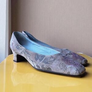 Vintage 70s Suede Floral Heels Romantic | Square Toe Block Heel Delman | 7.5